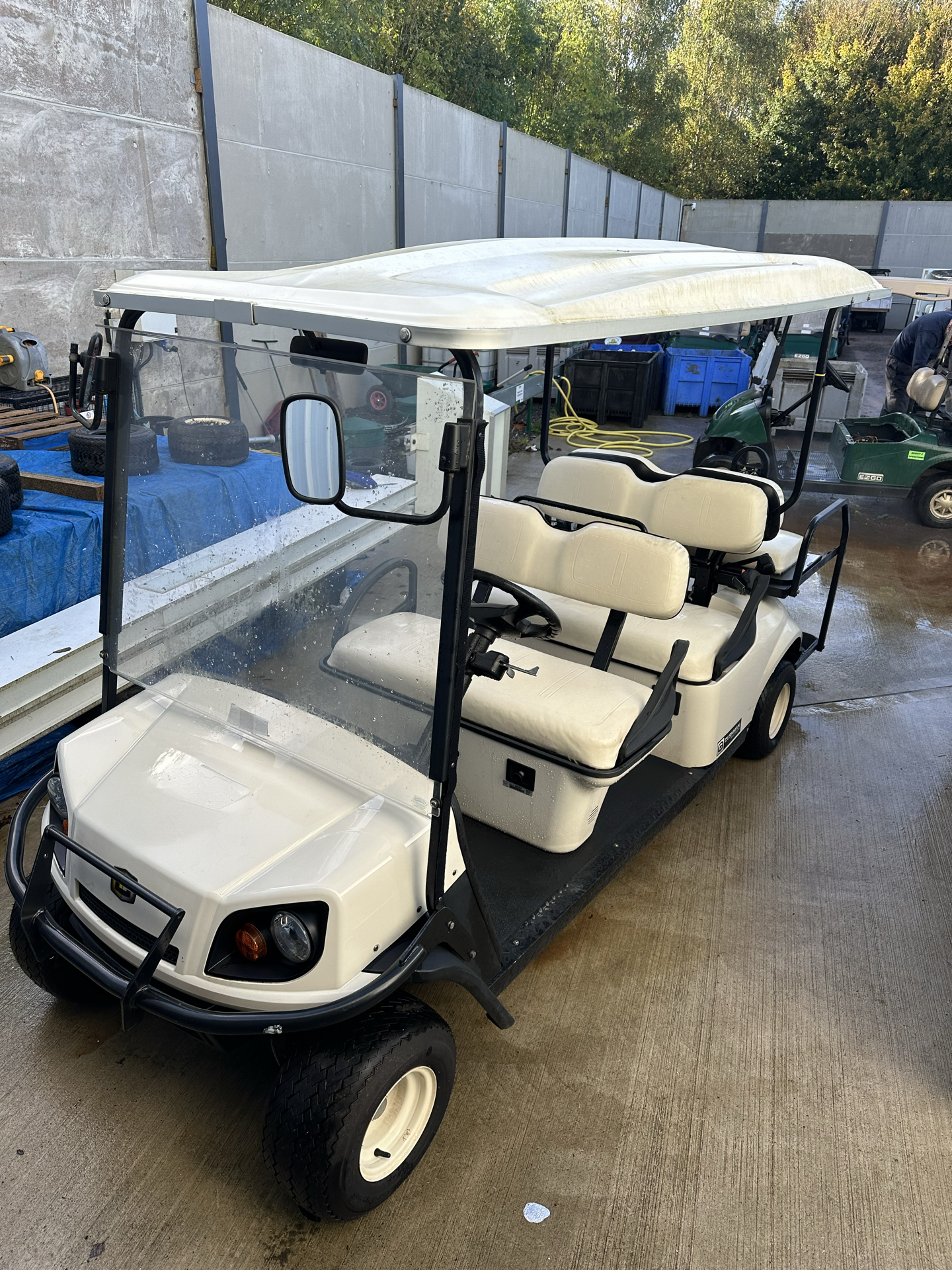 Cushman Shuttle 6 72V Electric