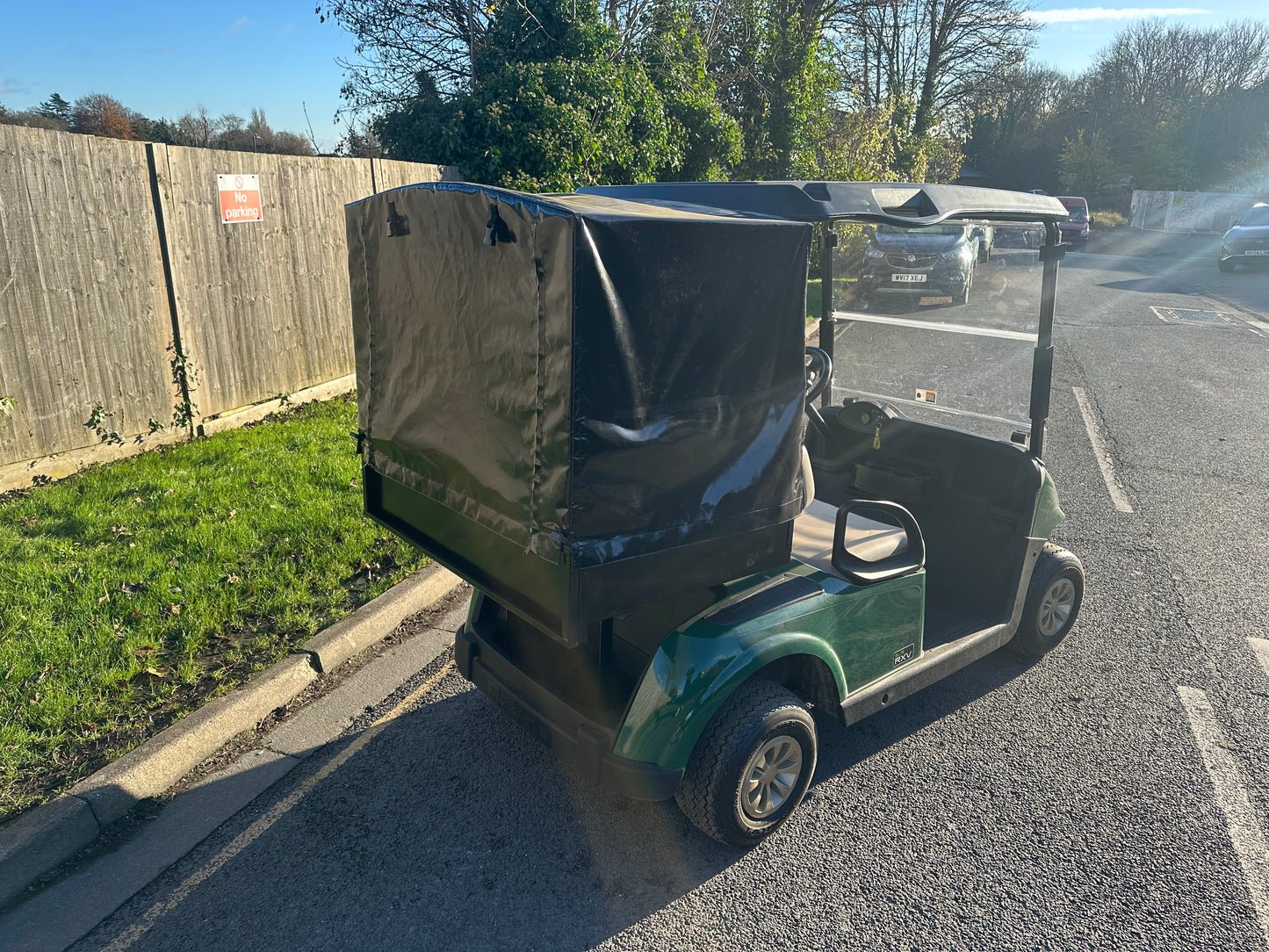 Weatherproof Cover to Fit Cargo Box