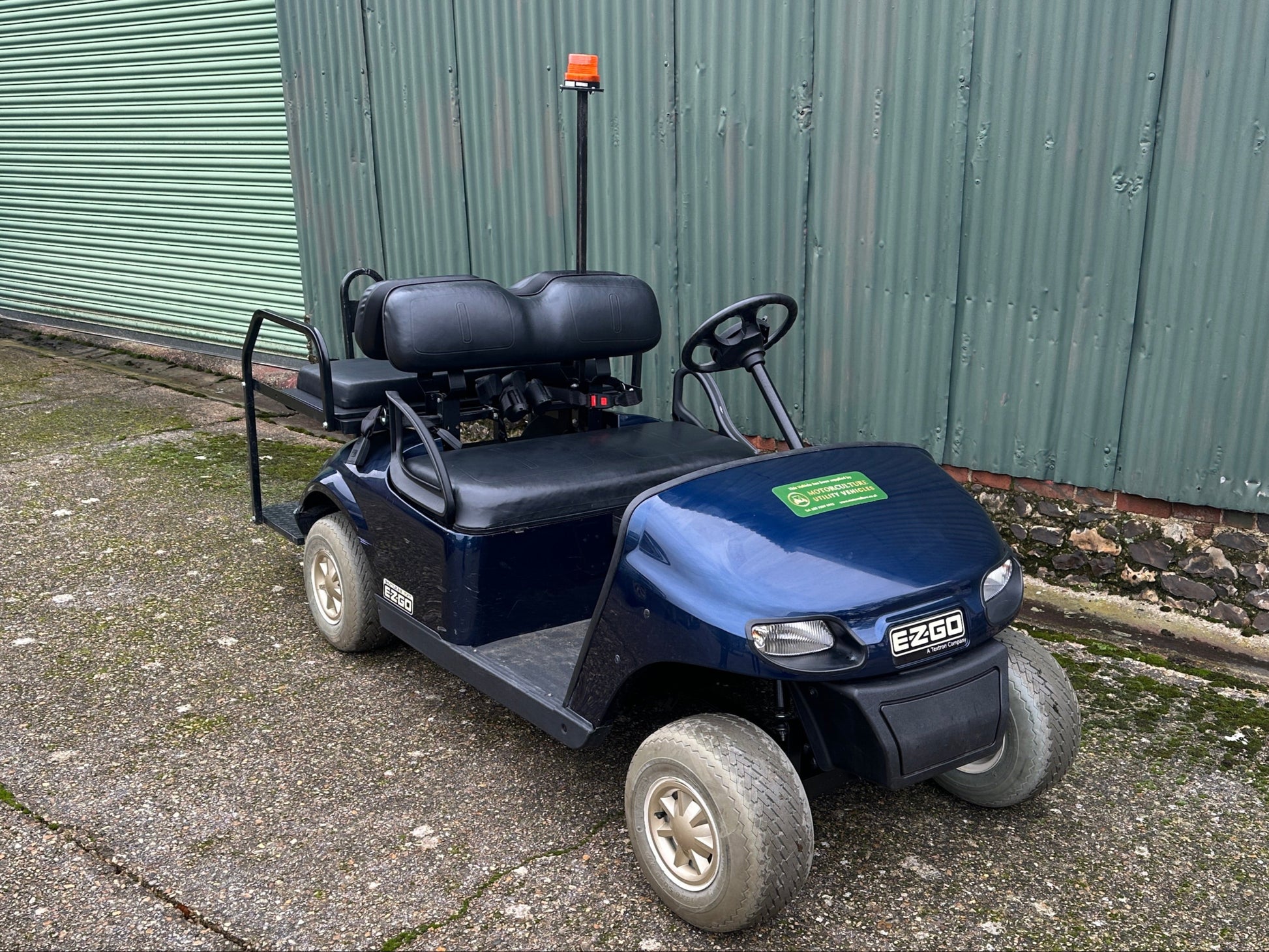 Cushman Shuttle 2+2 in Patriot Blue, 48v Electric